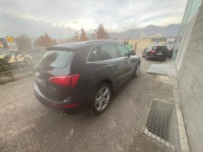 Audi Q5 bella da vedere Grigio usata PARATICO