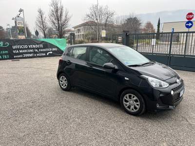 Hyundai i10 neopatentati Nero usata PARATICO