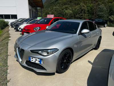 Alfa Romeo Giulia Rosso Edizione - auto pari al nuovo Argento usata Ardesio