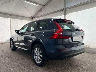 Volvo XC60 B4 (d) AWD Geartronic Business Plus Grigio usata Monza