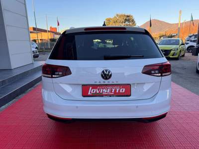Volkswagen Passat 2.0 TDI SCR 122 CV DSG Business Bianco usata Vo'