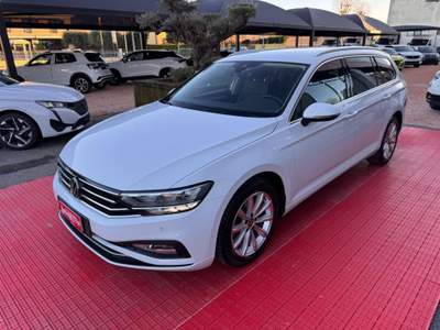 Volkswagen Passat 2.0 TDI SCR 122 CV DSG Business Bianco usata Vo'