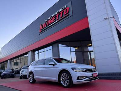 Volkswagen Passat 2.0 TDI SCR 122 CV DSG Business Bianco usata Vo'