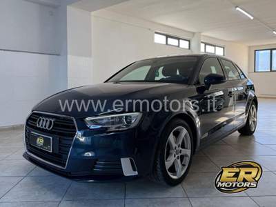 Audi A3 SPB 1.6 TDI 116 CV S tronic Business Blu/Azzurro usata L'Aquila