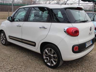Fiat 500L 0.9 TwinAir 105 CV Lounge Bianco usata Moriago della Battaglia