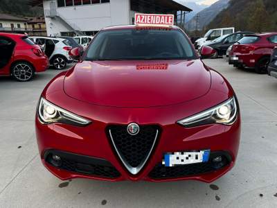 Alfa Romeo Stelvio Sport-tech Rosso usata Ardesio