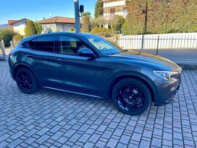 Alfa Romeo Stelvio 2.2 Turbodiesel 210 CV AT8 Q4 Veloce Grigio usata Cadrezzate con Osmate