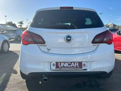 Opel Corsa 1.3 cdti b-Color 75cv 5p Bianco usata Aci Sant'Antonio