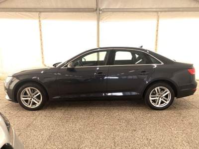 Audi A4 2.0 TDI 150 CV S tronic Business Sport Grigio usata Monza