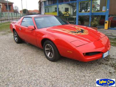 Pontiac Firebird  Rosso usata Vigevano