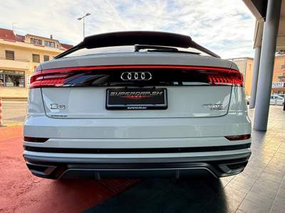 Audi Q8 50 TDI QUATTRO S LINE TETTO PANORAMA ACC 21 Bianco usata Rimini