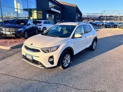 Kia Stonic 1.6 CRDi 110 CV Style Bianco usata Pieve di Soligo
