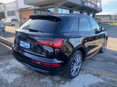 Audi Q5 40 TDI 204 CV quattro S tronic S line Nero usata Coriano
