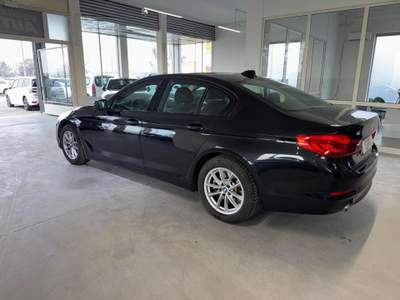 BMW Serie 5 520d d Efficient Dynamics Business Nero usata Rivanazzano Terme