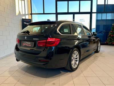 BMW Serie 3 320i i Touring Business Advantage Nero usata Bussero