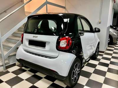 Smart ForTwo 90 0.9 Turbo Twinamic  Passion Bianco usata Milano