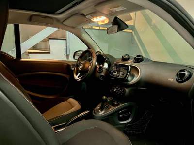 Smart ForTwo 90 0.9 Turbo Twinamic  Passion Bianco usata Milano
