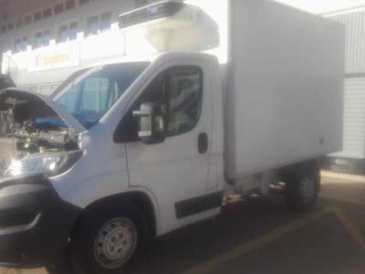 Peugeot Boxer isotermico con allestimento Lamberet Bianco usata Soliera