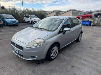 Fiat Grande Punto 1.3 MJT 75 CV 5 porte Active RECANATI Grigio usata Recanati