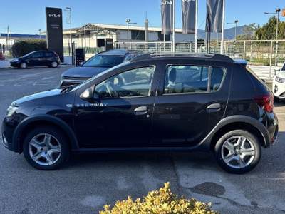 Dacia Sandero 1.5 dCi 8V 90CV Start&Stop Serie Speciale Wow Nero usata Fondi