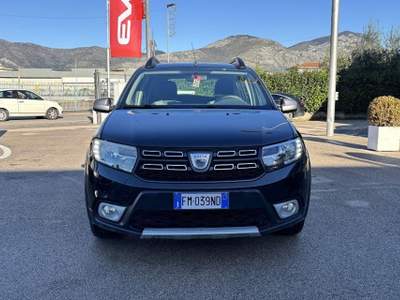 Dacia Sandero 1.5 dCi 8V 90CV Start&Stop Serie Speciale Wow Nero usata Fondi
