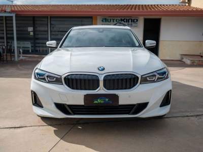 BMW Serie 3 320d 320d mhev 48V xdrive auto Bianco usata Ispica