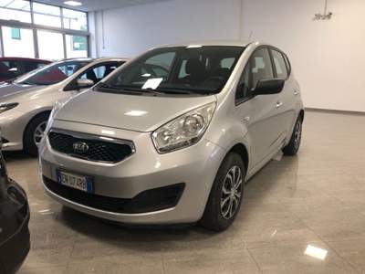Kia Venga 1.4 CVVT  ADATTA A NEOPATENTATI Argento usata Bareggio