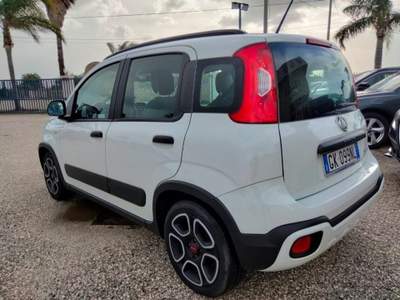Fiat Panda 1.0 FireFly S&S Hybrid City Life Bianco usata Petrosino