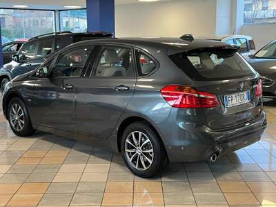 BMW Serie 2 Active Tourer 218i i Active Tourer Luxury Grigio usata Stradella