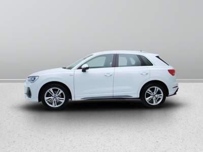 Audi Q3 II 2018 -  35 2.0 tdi S line edition quattro s-tr Bianco usata Mosciano Sant'Angelo