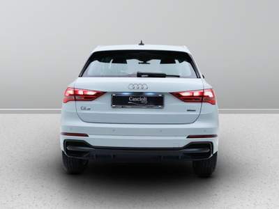 Audi Q3 II 2018 -  35 2.0 tdi S line edition quattro s-tr Bianco usata Mosciano Sant'Angelo