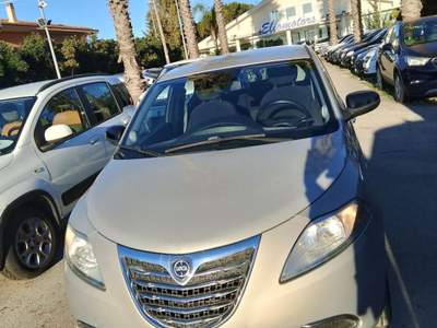 Lancia Ypsilon 1.2 69 CV 5 porte GPL Ecochic Platinum Grigio usata Modica