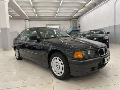 BMW Serie 3 316i i cat 4 porte Nero usata Rovetta