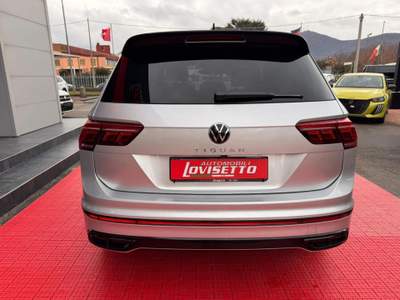 Volkswagen Tiguan 2.0 TDI 150 CV DSG R-Line Argento usata Vo'