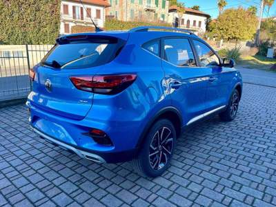 MG ZS Classic 1.5 VTi-tech Luxury - KM0 Blu/Azzurro usata Cadrezzate con Osmate