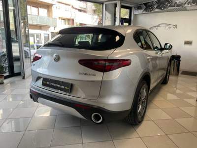 Alfa Romeo Stelvio 2.2 diesel 180cv AT8 Q4 Business Grigio usata Mesagne