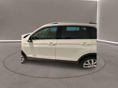 Volkswagen Tiguan 2ª serie -  2.0 TDI SCR 4MOTION Advanced BlueMo Bianco usata Caltanissetta