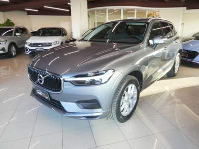 Volvo XC60 2.0 B4 197 Cv Momentum Pro Autom. AWD - LED, Navi Grigio usata Boves