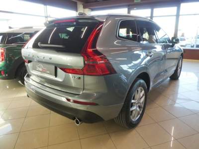 Volvo XC60 2.0 B4 197 Cv Momentum Pro Autom. AWD - LED, Navi Grigio usata Boves