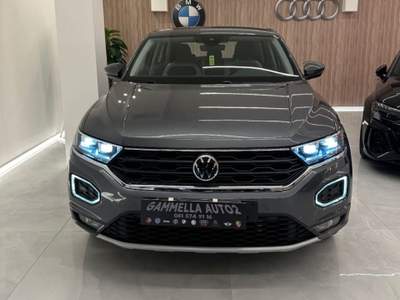 Volkswagen T-Roc 2.0 TDI SCR 150 CV DSG Advanced BlueMotion Technol Grigio usata San Sebastiano al Vesuvio