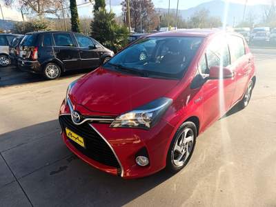 Toyota Yaris 1.5 Hybrid 5 porte Active Rosso usata PIGNATARO INTERAMNA