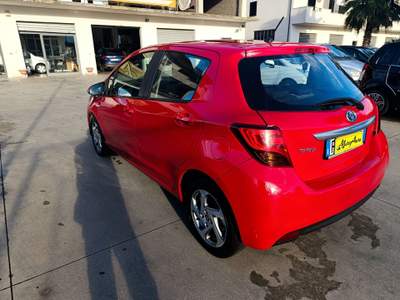 Toyota Yaris 1.5 Hybrid 5 porte Active Rosso usata PIGNATARO INTERAMNA