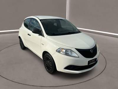 Lancia Ypsilon 3ª serie -  1.2 69 CV 5 porte GPL Ecochic Ele Bianco usata Caltanissetta