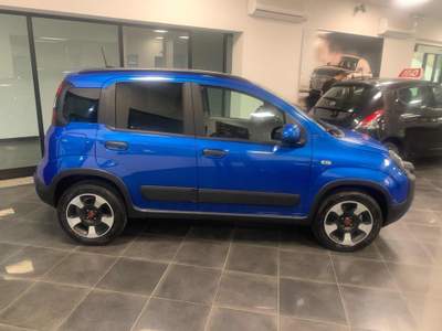 Fiat Panda 1.0 FireFly S&S Hybrid Blu/Azzurro usata Iglesias