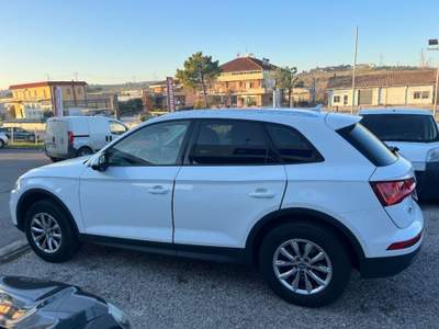 Audi Q5 2.0 TDI 190 CV quattro S tronic Design Bianco usata Coriano