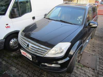 SsangYong Rexton W 2.0 Xdi Top 4WD auto * 347.000 KM REALI * Nero usata Lecco