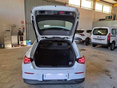 Mercedes-Benz CLA d Automatic Shooting Brake Business Bianco usata Alcamo