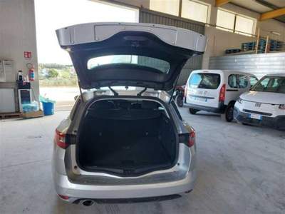 Renault Mégane Mégane Sporter Blue dCi 115 CV Duel2 Argento usata Alcamo