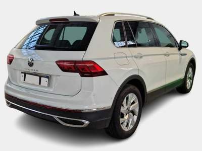 Volkswagen Tiguan 2.0 TDI 150 CV SCR DSG Elegance Bianco usata Alcamo