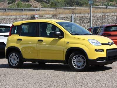 Fiat Panda 1.0 FireFly S&S Hybrid CON ROTTAMAZIONE Giallo usata Bernalda